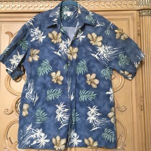🦋 Pierre Cardin Tropical pattern shirt size medium